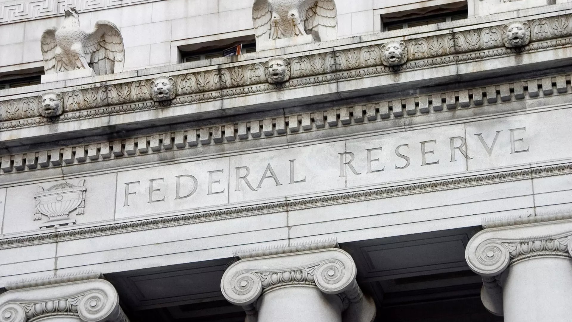 Federal Reserve officials, encouraged by recent data, continue to seek further evidence of cooling inflation and signs from the robust labor market as they cautiously approach anticipated interest rate cuts later this year.
Image Source: Market Watch