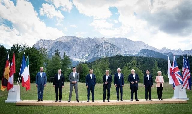 G7宣布禁止从俄罗斯进口黄金,黄金周一高开低走