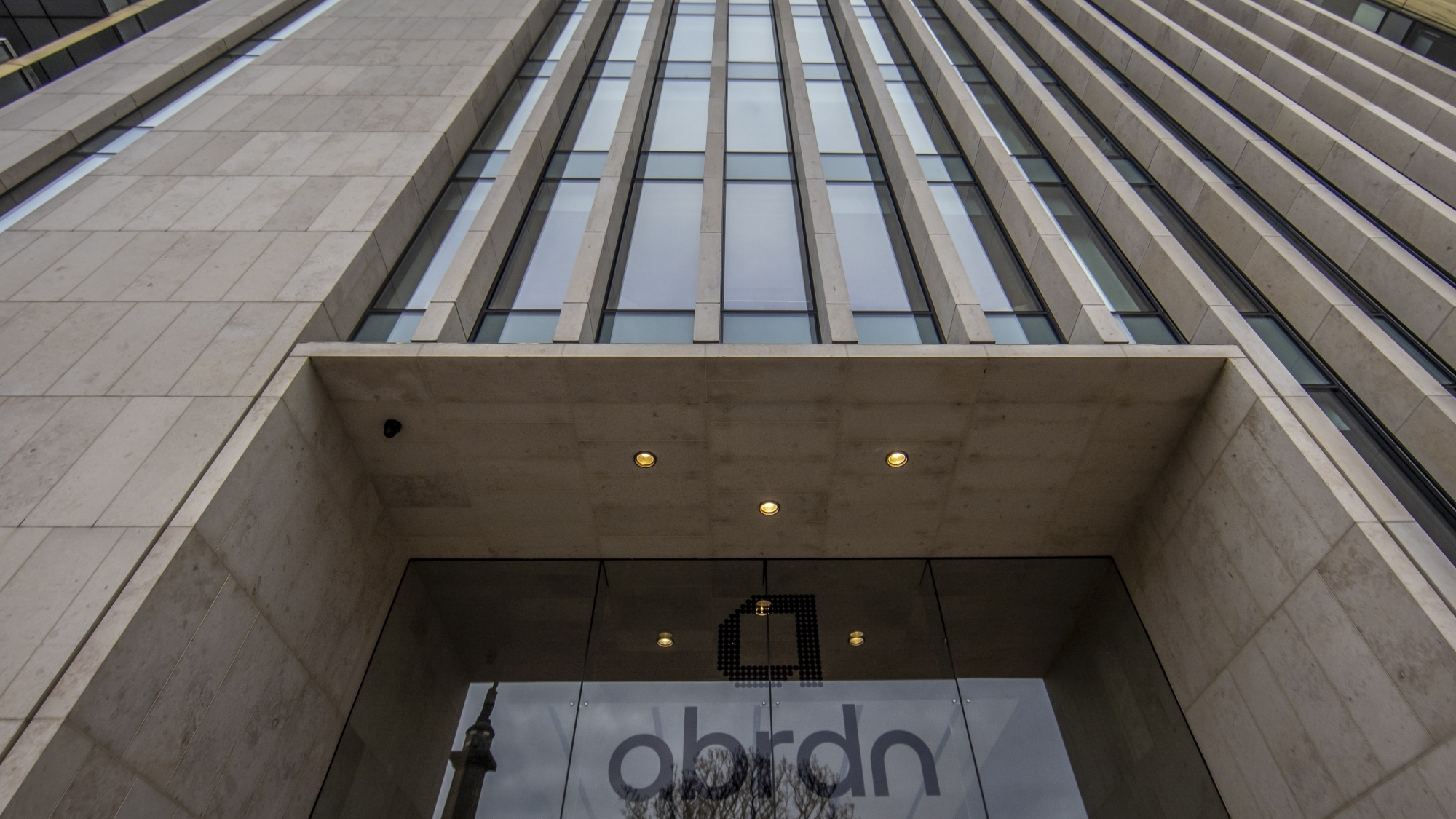 Abrdn set to axe hundreds of jobs in a GBP 150 million restructuring move. 

Image Source: Bloomberg 